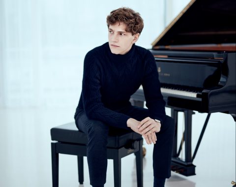 Christoph Köstlin / Deutsche Grammophon (Jan Lisiecki)